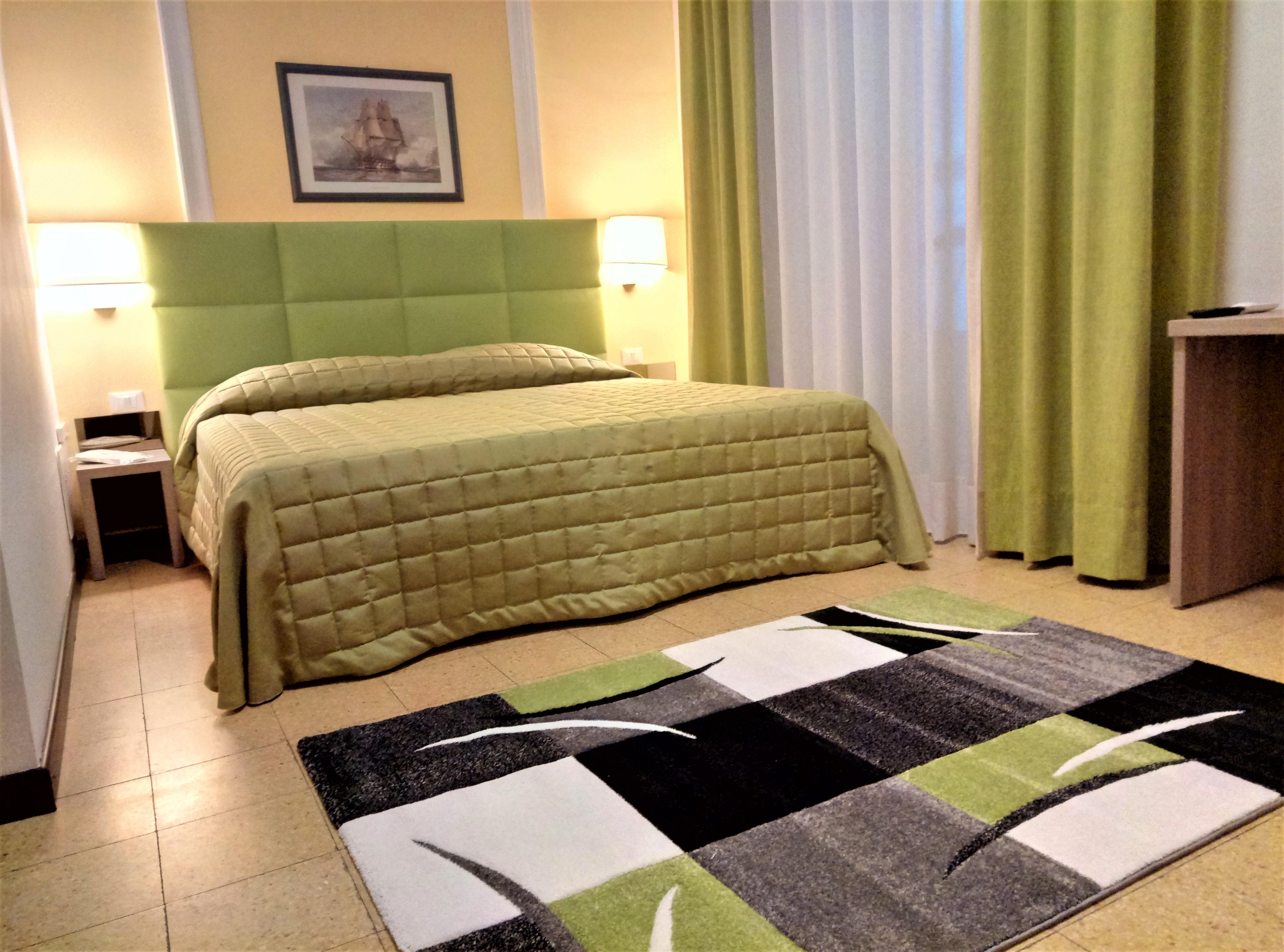 Moonlight Hotel&suites
