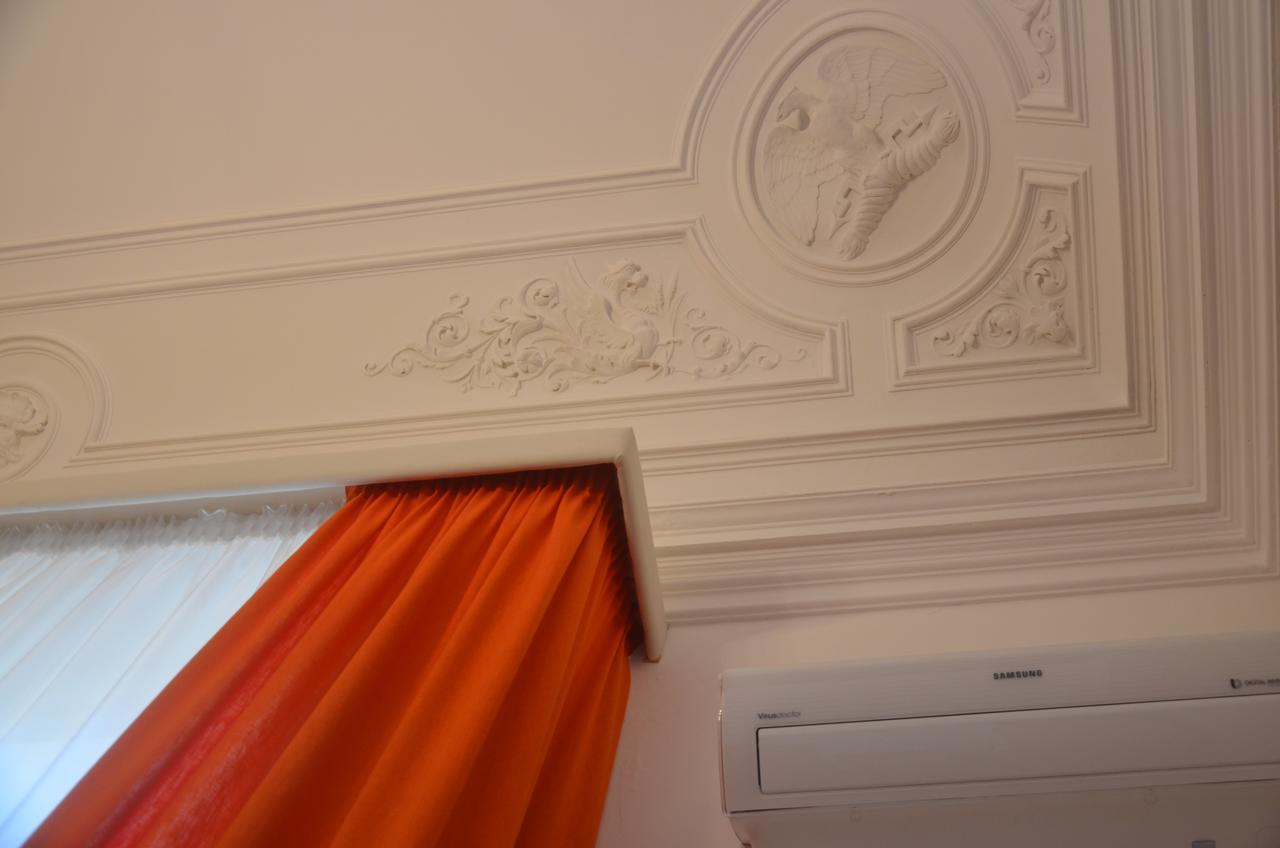 Moonlight Hotel&suites Hotel