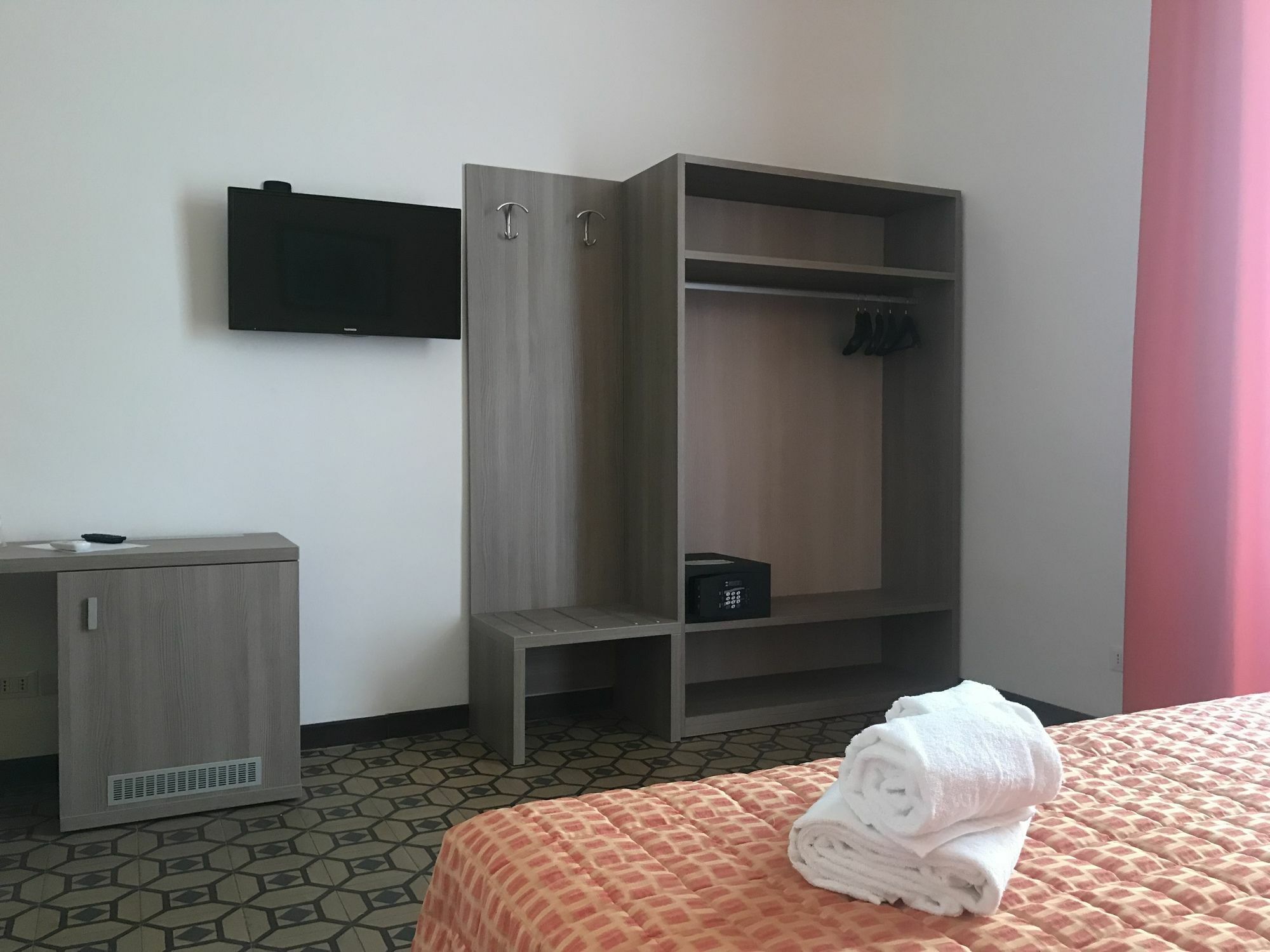 Hotel Moonlight Hotel&suites 3*